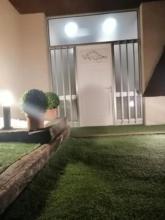Guest house Lapausedegout Piscine Chambres Climatisees Jacuzzi Terrasse Lachapelle-Auzac